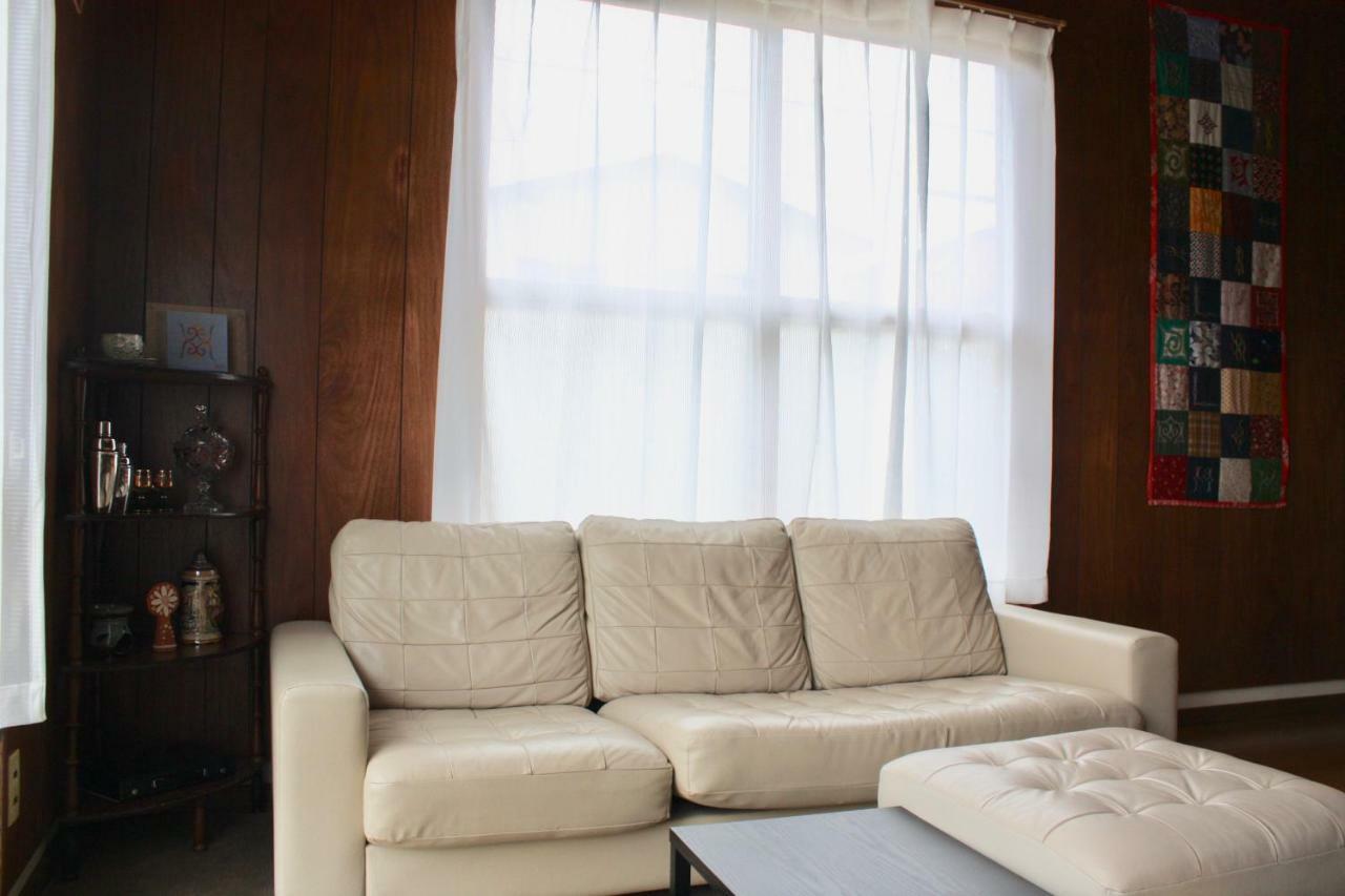 Higashimachi House 東町ハウス Apartment Shiraoi Bagian luar foto